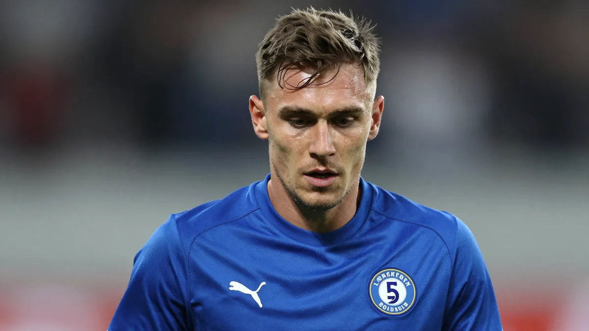 Lyngby Boldklub kæmper i tæt duel mod FCK – se resultatet